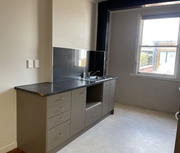 Jackson Street Apartment - Photo 4