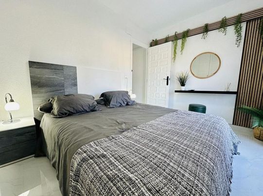 2 room luxury Flat for rent in Playas de Orihuela, Spain - Photo 1