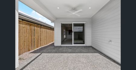 Beautiful Near-New Family Home in a Quiet Morayfield Pocket - Photo 4