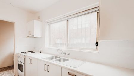 Private, Low-Maintenance Lifestyle - Photo 2