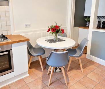 2 Bed Flat, Teviot Place, EH1 - Photo 6
