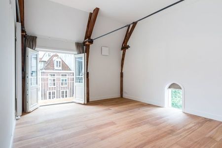 Te huur: Appartement Molenpad 4 2 in Amsterdam - Photo 2