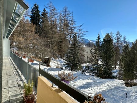 Très grand appartement à 5min à pied des télécabines violettes - Foto 2