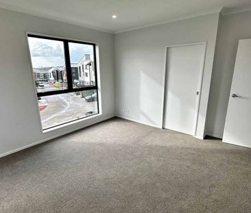 Modern Living in the Heart of Hobsonville - Photo 4