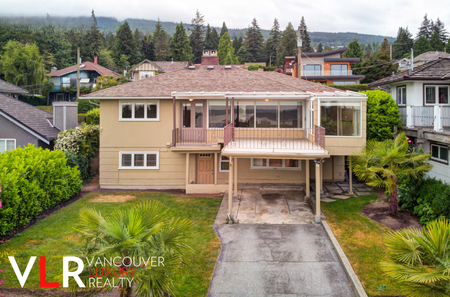 None in West Vancouver, BC - Photo 3