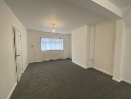 Meadow Avenue, Rawmarsh, S62 7EE - Photo 2