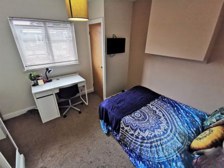 9 Darthmouth Road - Photo 3