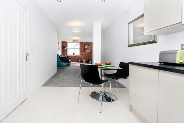 2 bedroom apartment to rent - Photo 1