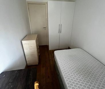 Room in a Shared Flat, Lanark Road, W9 - Photo 3