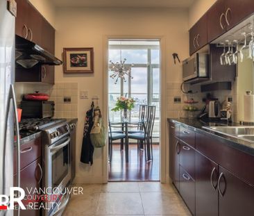 Penthouse in Downtown Vancouver, BC - Photo 6