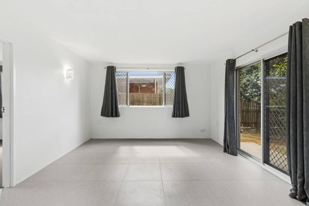 Renovated One-Bedroom Unit - Prime CBD Proximity - Photo 1