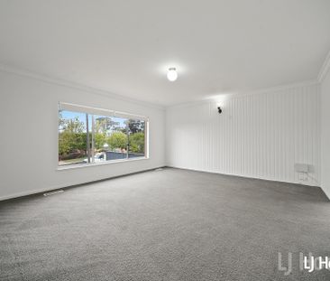 Big 4 Bedroom Ensuite House With Tandem Garage - Photo 6