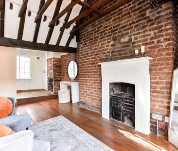4 Bedroom Terraced, Townhouse, D’arblay Street, Soho, W1F - Photo 1