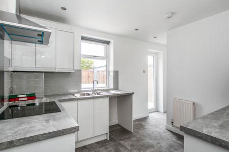 1 bedroom apartment to rent Gorleston Road, Branksome, Poole, BH12 - Photo 5