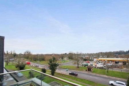 Landmark Place, Moorfield Road, Denham Green, UB9 - Photo 2