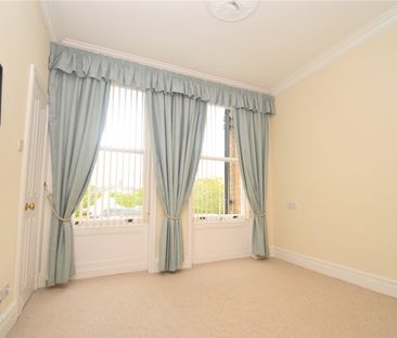 1 bed apartment to rent in The Crescent, Scarborough, YO11 - Photo 4