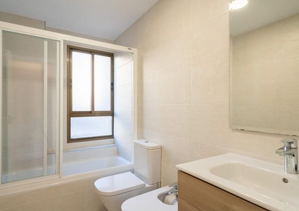 Almeria, Andalusia 04004