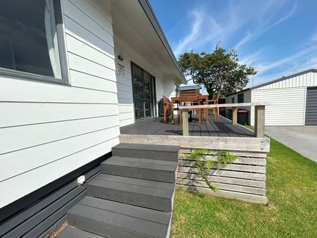 Great location - Mt Maunganui - Photo 2