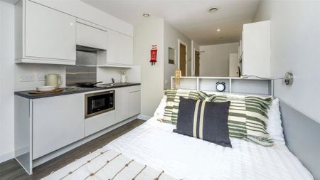 Studio to rent - Photo 3