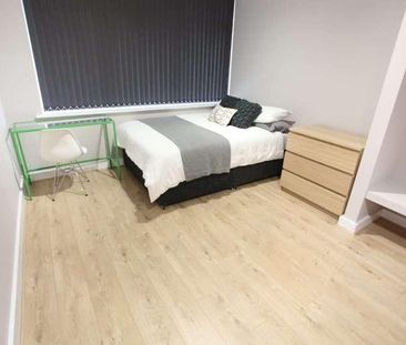 Kempston Street, L3 - Photo 1