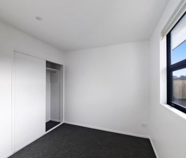 35 Mehrtens Crescent, Ravenswood - Photo 2