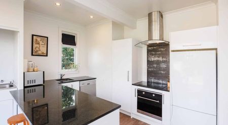 Easy care living on Havill - Photo 5