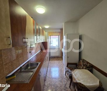 Apartament de inchiriat 2 dormitoare decomandat Vasile Aaron Sibiu - Photo 2