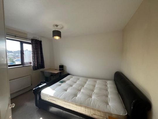 5 bedroom detached house to rent - Photo 1