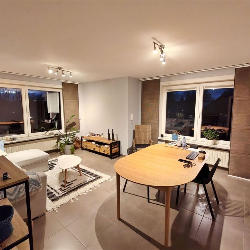 Gezellig hoekappartement met garage - Photo 1