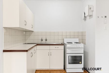 Light-Filled Living in Riverside Como - Photo 5