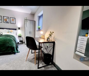 1 bedroom in a house share to rent - Photo 3