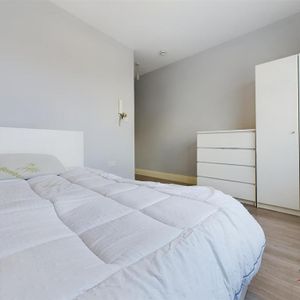 House share to rent - Photo 2