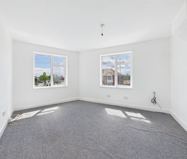 2 BED Flat To rent - Photo 5