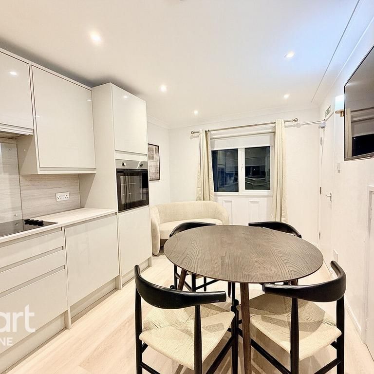 1 bedroom property to rent - Photo 1