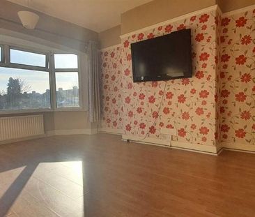 4 bedroom terraced house to rent - Photo 3