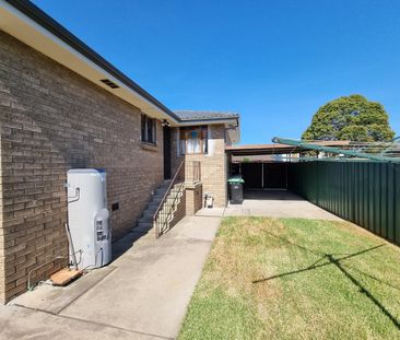 38 Conrad Street, Wetherill Park NSW 2164 - House For Rent | Domain - Photo 6