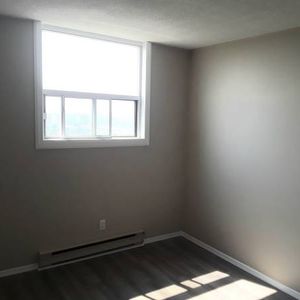 1 Bedroom condo apartment available for December 1rst 2024 - Photo 2