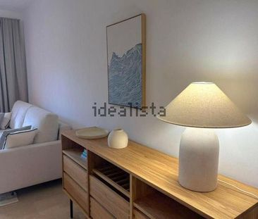 Alquiler de piso en Urbanizacion Bahia de Estepona - Photo 2