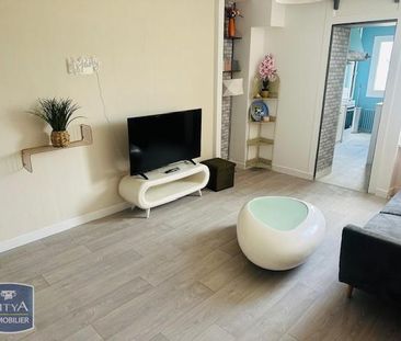 Location Appartement 2 pièces 43m² EQUEURDREVILLE HAINNEVILLE 50120 - Photo 1