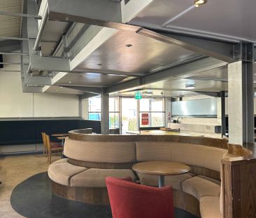 Premium Ensuite - Photo 3