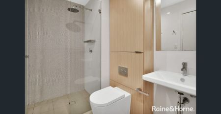 Furnished 1 Bedroom Apartment with Premium Designer Finishes - Photo 5