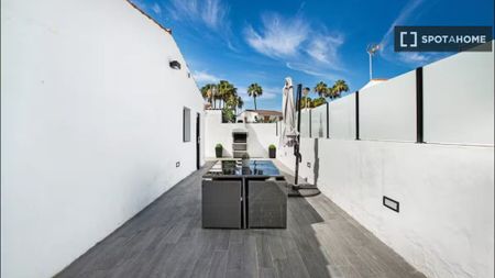 2 room luxury Flat for rent in San Bartolomé de Tirajana, Canary Islands - Photo 4