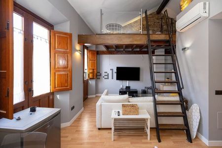 Alquiler de dúplex en Calle Álvarez - Photo 2