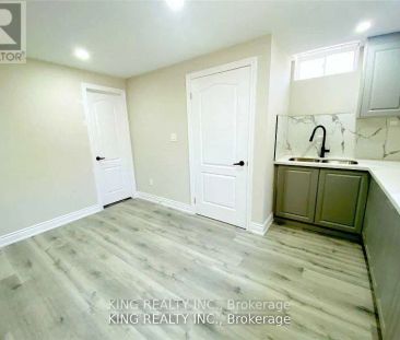 43 HOXTON ROAD - Photo 1