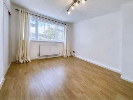 2 bed upper flat to rent in NE28 - Photo 4