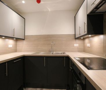 2 bedroom flat to rent - Photo 6