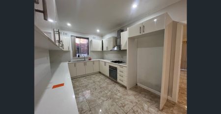 Spacious Three Bedroom Massive Family Home Located in Juno Parade, Greenacre - Photo 4