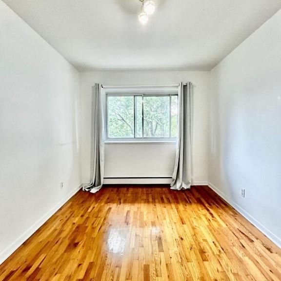 1 CH - 1 SDB - Montréal - $1,340 /mo - Photo 1