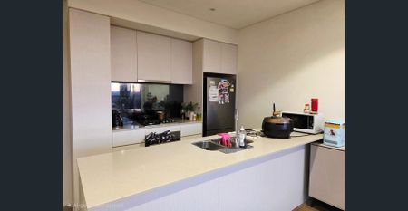 Modern Apartment Living in Liverpool - Photo 2