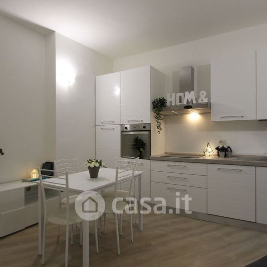 Trilocale in Affitto in Via Privata Moncalvo 29 a Milano - Photo 1